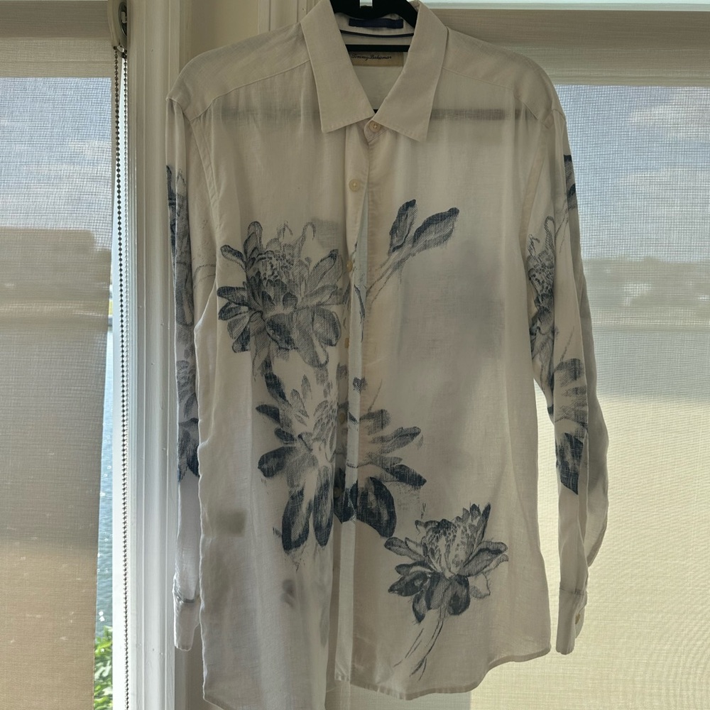 Tommy Bahama Men’s Casual Button Down Shirt